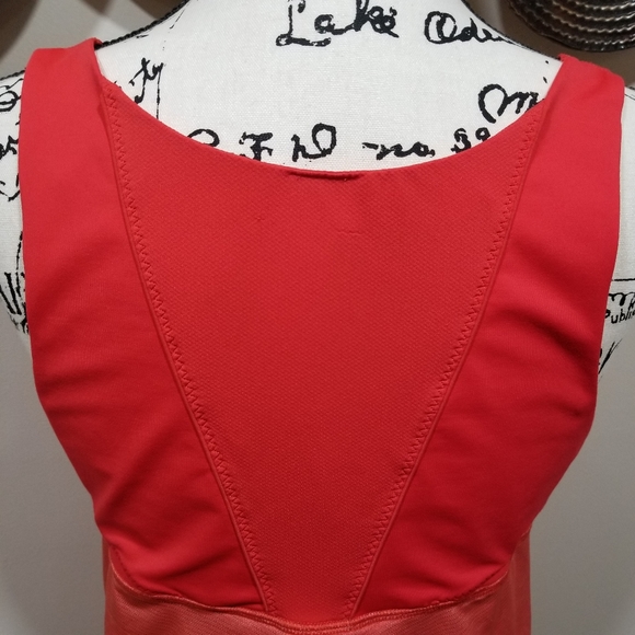 LULULEMON Tank Top Racerback Orange Red Color, SIZE L. - Picture 10 of 16